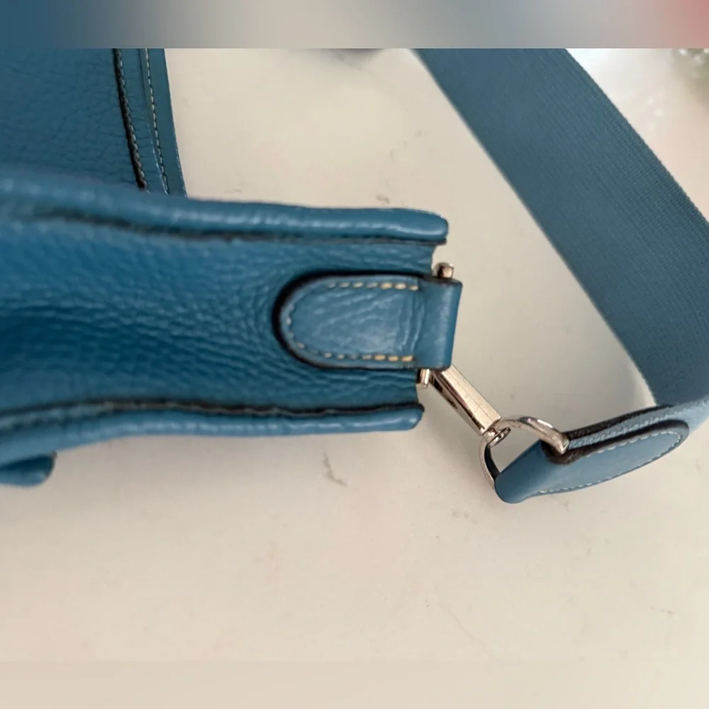 Hermes Evelyne Bag Gen III Clemence PM Blue ~ Beautiful Preloved Condition - Picture 5 of 14